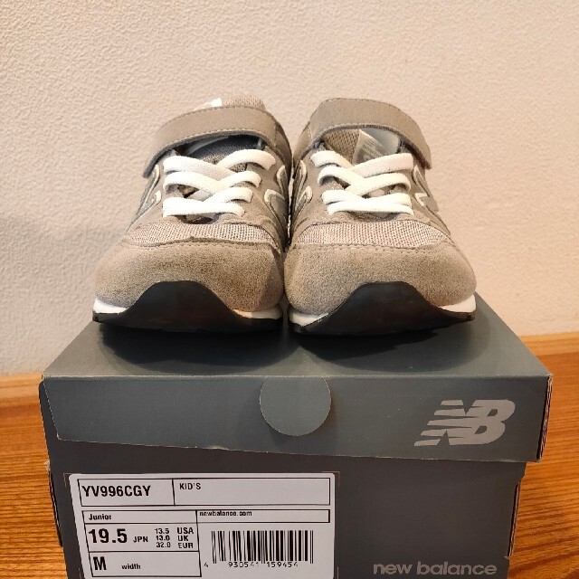 New Balance(ニューバランス)のニューバランス 996 New Balance 19.5cm 箱付き スニーカー キッズ/ベビー/マタニティのキッズ靴/シューズ(15cm~)(スニーカー)の商品写真