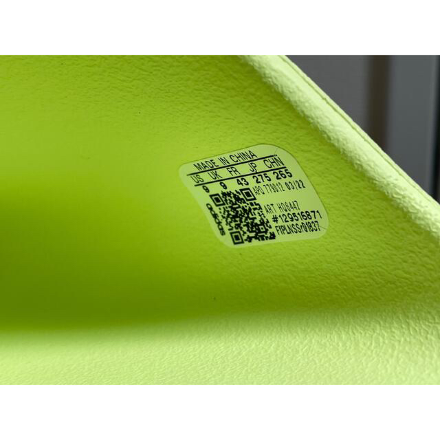 adidas(アディダス)のadidas YEEZY Slide "Glow Green" (HQ6447) メンズの靴/シューズ(サンダル)の商品写真