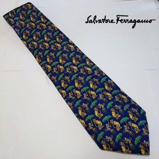 サルヴァトーレフェラガモ(Salvatore Ferragamo)の未使用に近い　サルヴァトーレ・フェラガモ　ネクタイ　ネイビー　ビジネス　総柄(ネクタイ)