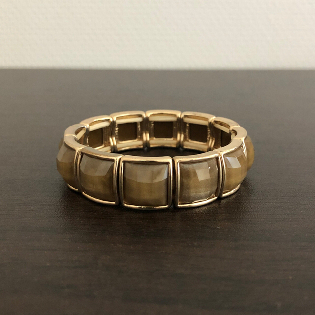 バングル３個セット　未使用あり レディースのアクセサリー(ブレスレット/バングル)の商品写真