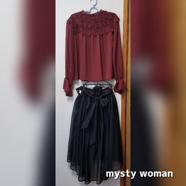 mysty woman(ミスティウーマン)のmysty woman レースブラウス&スカート レディースのレディース その他(セット/コーデ)の商品写真