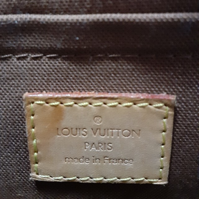 LOUIS VUITTON(ルイヴィトン)のルイ・ヴィトン モノグラム リベット レディースのバッグ(ハンドバッグ)の商品写真