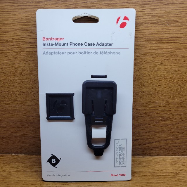 Bontrager  Insta Phone Case Adapter スポーツ/アウトドアの自転車(パーツ)の商品写真