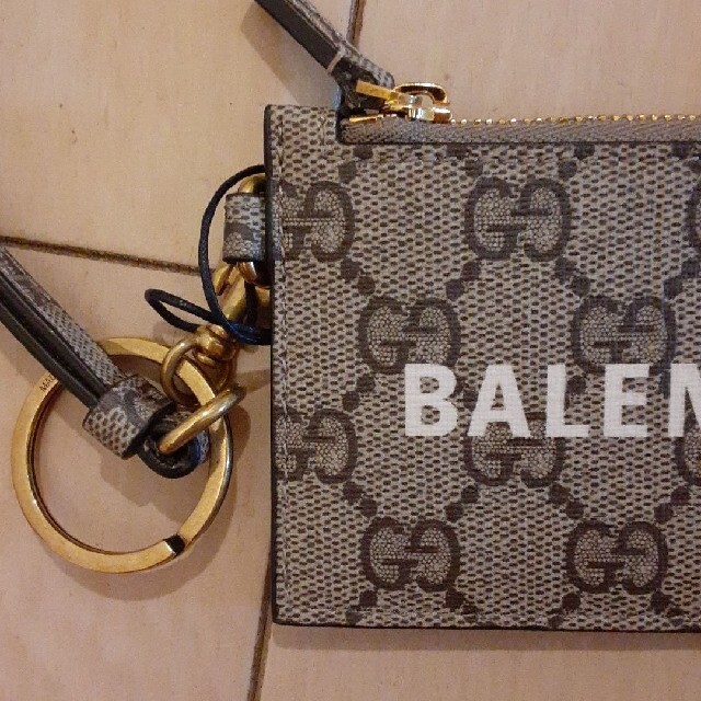 Gucci(グッチ)のBALENCIAGA×GUCCIコラボキーケース&小銭入れ メンズのファッション小物(コインケース/小銭入れ)の商品写真