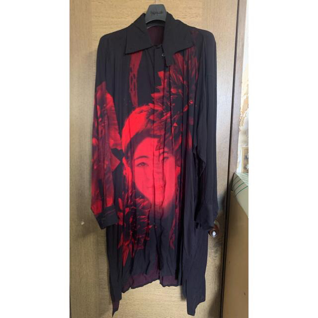 Yohji Yamamoto - ヨウジヤマモト 19ss 赤い女シャツコート 20ss Yohji Yamamoto - ヨウジヤマモト 19ss 赤い女シャツコート 20ss