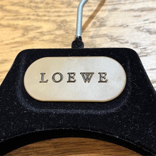 LOEWE(ロエベ)のLOEWE ロエベ　ハンガー　ベロア調　ブラック　 メンズのメンズ その他(その他)の商品写真