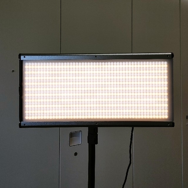 Neewer NL960 調光可能 二色LED ビデオライトの通販 by Bell shop|ラクマ