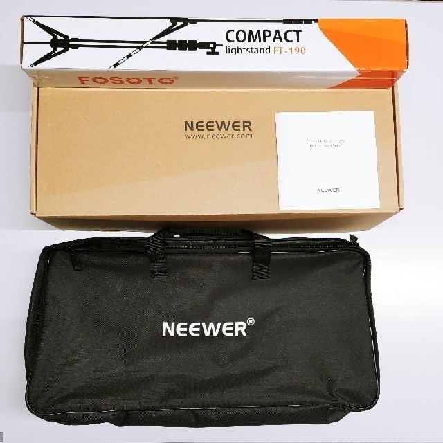 Neewer NL960 調光可能　二色LED　ビデオライト スマホ/家電/カメラのカメラ(暗室関連用品)の商品写真