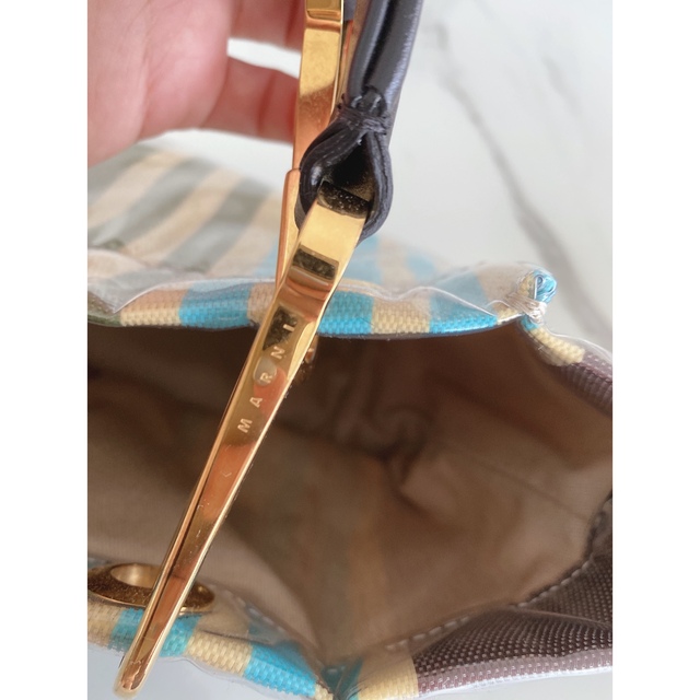 Marni(マルニ)のマルニ　glossy grip  レディースのバッグ(ハンドバッグ)の商品写真