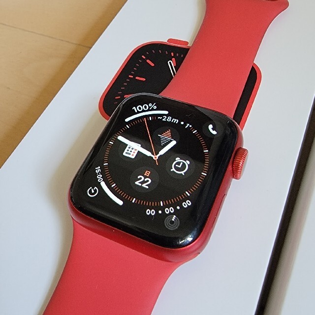 Apple Watch(アップルウォッチ)のApple Watch Series6  40mm アルミニウム GPS レッド スマホ/家電/カメラのスマートフォン/携帯電話(その他)の商品写真