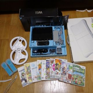 ウィー(Wii)の☆セット売り☆Wii本体+ソフト+リモコン(家庭用ゲーム機本体)