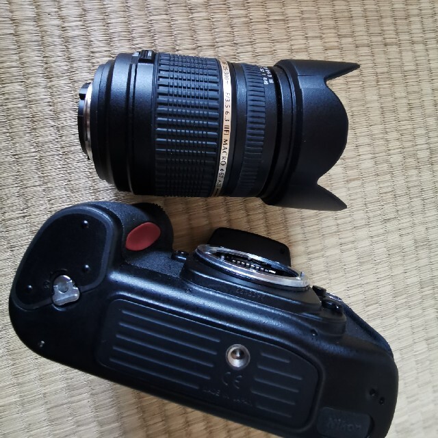 Nikon(ニコン)のNikon F100 と TAMRON 28-300 スマホ/家電/カメラのカメラ(フィルムカメラ)の商品写真