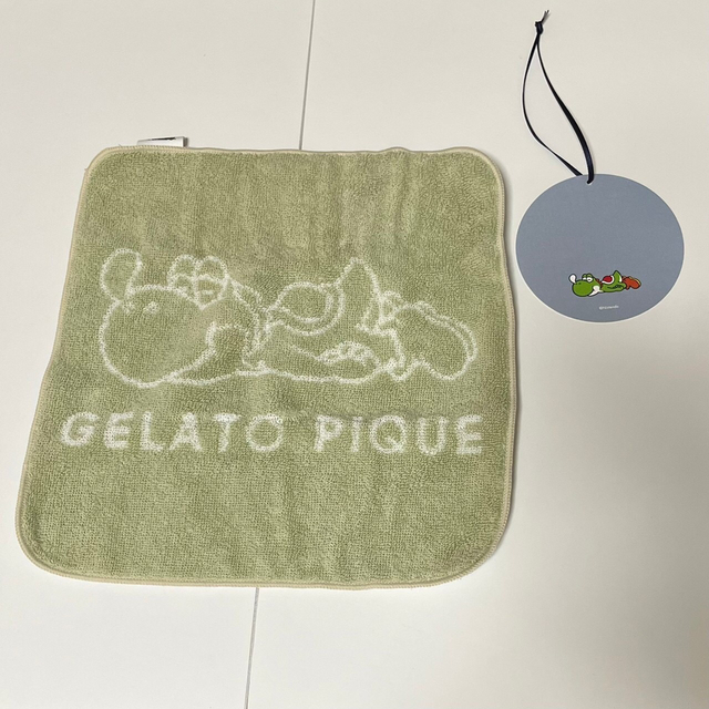 gelato pique(ジェラートピケ)のジェラートピケ ヨッシー ハンドタオル ステッカー マリオ ノート ショッパー レディースのファッション小物(ハンカチ)の商品写真