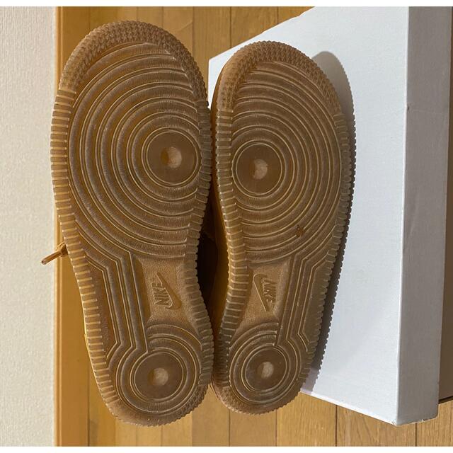 NIKE(ナイキ)のナイキ　エアフォース1 ウィート　キッズ キッズ/ベビー/マタニティのキッズ靴/シューズ(15cm~)(スニーカー)の商品写真