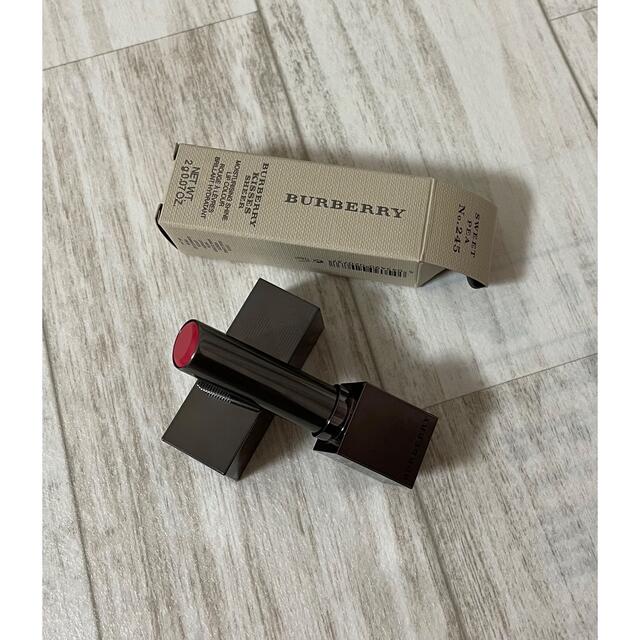 BURBERRY(バーバリー)のバーバリー　キスシアー　245 スイートピー　未使用　口紅　リップ コスメ/美容のベースメイク/化粧品(口紅)の商品写真