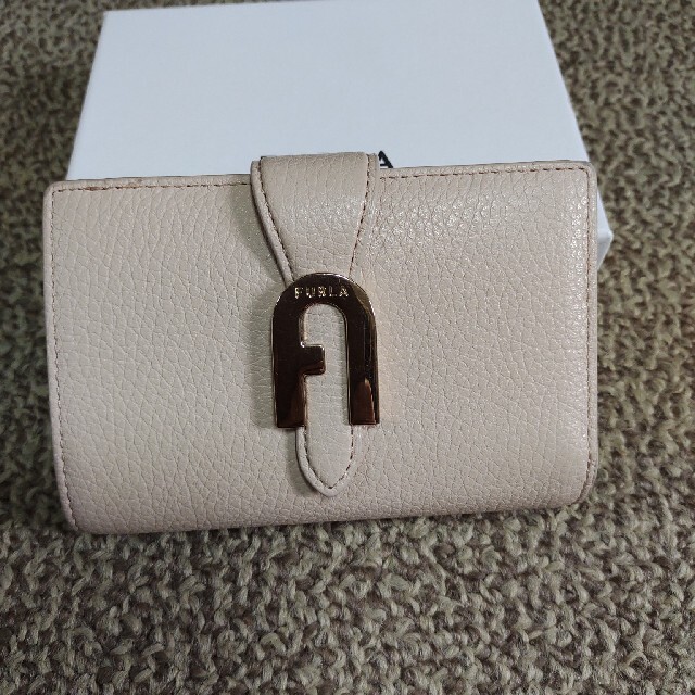 FURLA SOFIA GRAINY M コンパクトウォレット - 財布