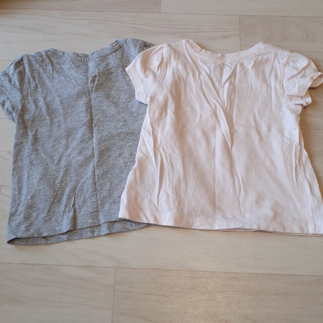 GAP(ギャップ)のGAP　90サイズ　半袖　2枚セット キッズ/ベビー/マタニティのキッズ服女の子用(90cm~)(Tシャツ/カットソー)の商品写真