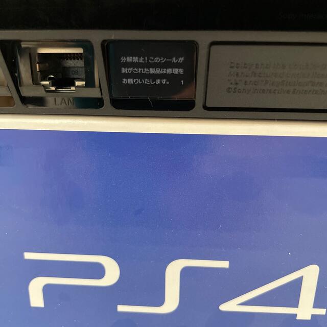 PlayStation4(プレイステーション4)のPS4 本体 CUH-2000A B01 Jet Black 500GB エンタメ/ホビーのゲームソフト/ゲーム機本体(家庭用ゲーム機本体)の商品写真