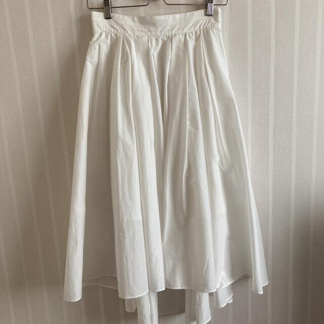 Noble(ノーブル)の美品Noble ノーブル　フレアスカート　ホワイト レディースのスカート(ひざ丈スカート)の商品写真