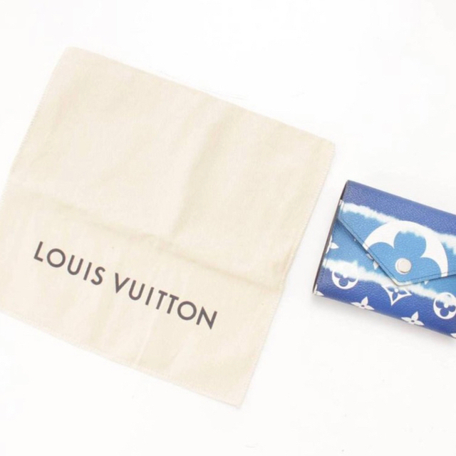 VUITTON 財布