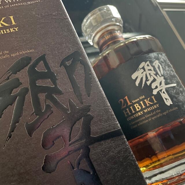 新品・未開封　響21年  ウイスキー サントリー HIBIKI SUNTORY