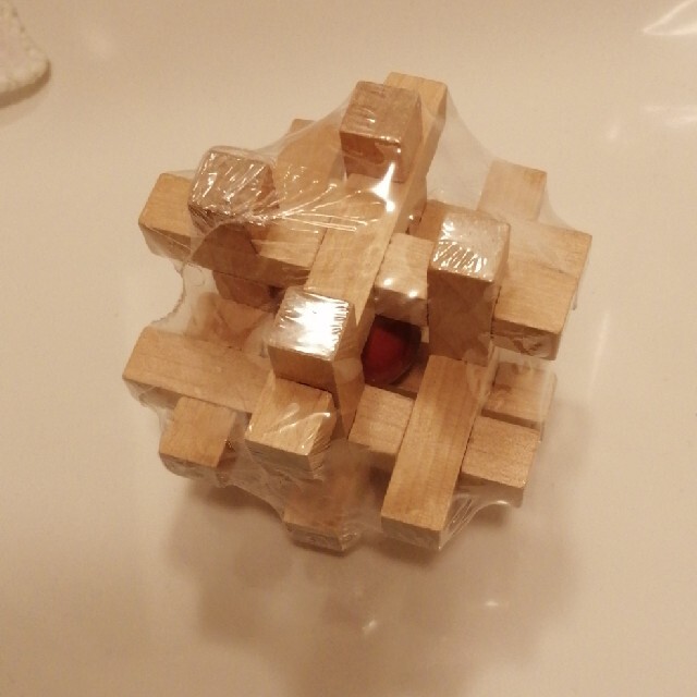 木製立体パズル　パズル　脳トレ　2個 エンタメ/ホビーのテーブルゲーム/ホビー(その他)の商品写真