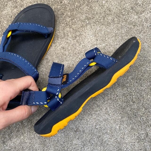 Teva(テバ)のTEVAサンダル キッズ/ベビー/マタニティのキッズ靴/シューズ(15cm~)(サンダル)の商品写真