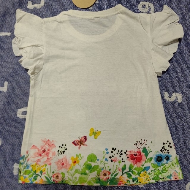 しまむら(シマムラ)のキッズ 花柄トップス 120 キッズ/ベビー/マタニティのキッズ服女の子用(90cm~)(Tシャツ/カットソー)の商品写真