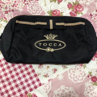 トッカ(TOCCA)の美品🌟TOCCA リボンポーチ　ブラック(ポーチ)