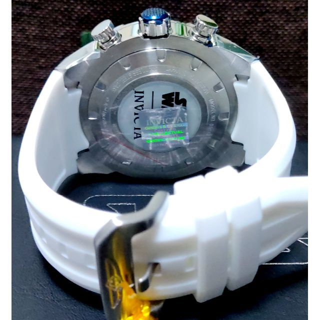 INVICTA(インビクタ)の$795 インビクタ STARWA  R2-D2 ホワイト シリコン 激レア！ メンズの時計(腕時計(アナログ))の商品写真
