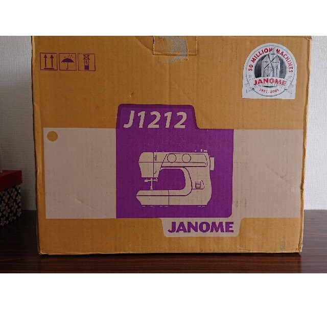 ジャノメミシンJ1212 1