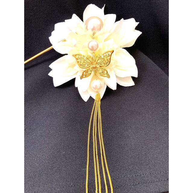 豪華な特大パール蝶々簪♥︎特大ピオニー♥︎金箔☆結婚式髪飾り 豪華な特大パール蝶々簪♥︎特大ピオニー♥︎金箔☆結婚式髪飾り