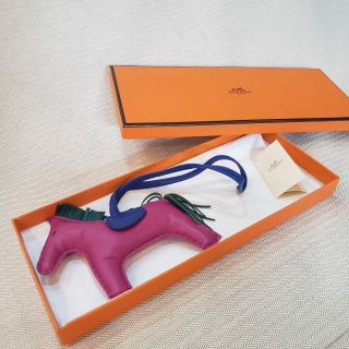 エルメス(Hermes)のエルメス ロデオMM バッグチャーム ローズパープル 紫(キーホルダー)