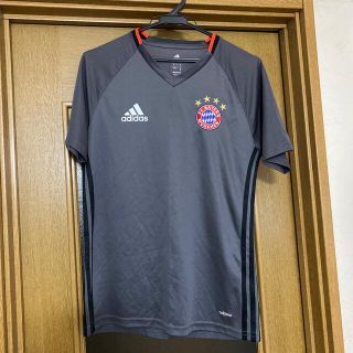 アディダス(adidas)のFC BAYERN MUNCHEN ウェア グレー プラシャツ(ウェア)