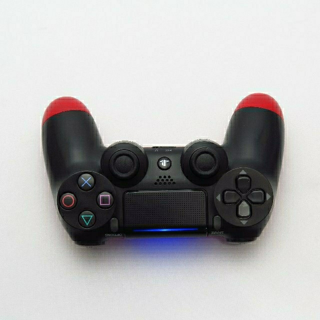 PlayStation4(プレイステーション4)のメンテナンス済！⚫SONY PS4 DUALSHOCK4  (ブラック&レッド) エンタメ/ホビーのゲームソフト/ゲーム機本体(その他)の商品写真