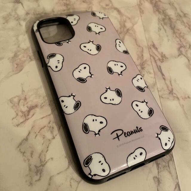 SNOOPY(スヌーピー)の【1月末処分予定】 llll fit  iPhone 11ケース　スヌーピー  スマホ/家電/カメラのスマホアクセサリー(iPhoneケース)の商品写真