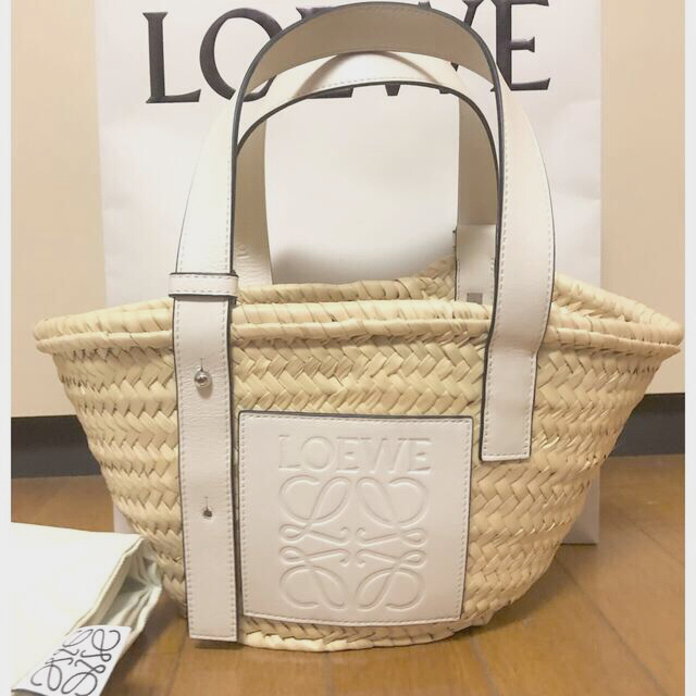 ロエベ loewe かごバッグ Sサイズ 白 | www.ishela.com.br