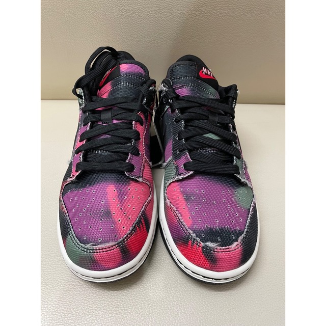 NIKE(ナイキ)のNike Dunk Low Graffiti "Pink/Black"25.0 メンズの靴/シューズ(スニーカー)の商品写真