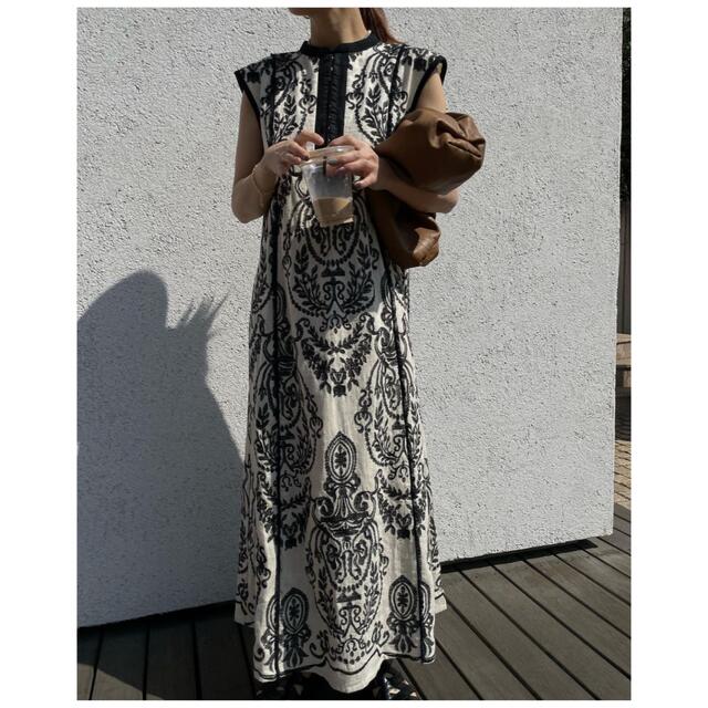 Ameri VINTAGE - AMERI DAMASK EMBROIDERY LINEN DRESSの通販 by と ...