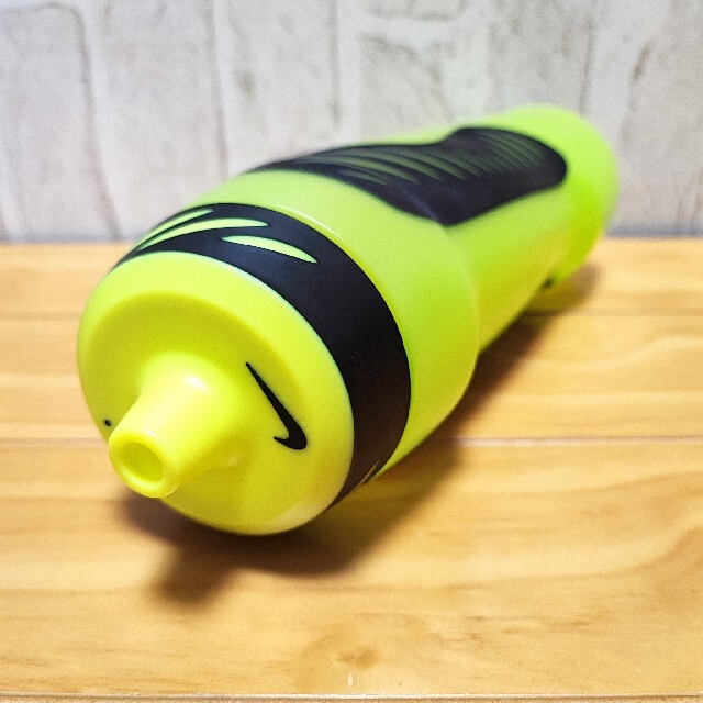 NIKE(ナイキ)の【NIKE：ナイキ】スポーツボトル ウォーターボトル710ml スポーツ/アウトドアのスポーツ/アウトドア その他(その他)の商品写真