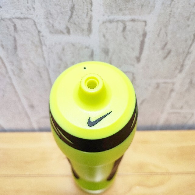 NIKE(ナイキ)の【NIKE：ナイキ】スポーツボトル ウォーターボトル710ml スポーツ/アウトドアのスポーツ/アウトドア その他(その他)の商品写真