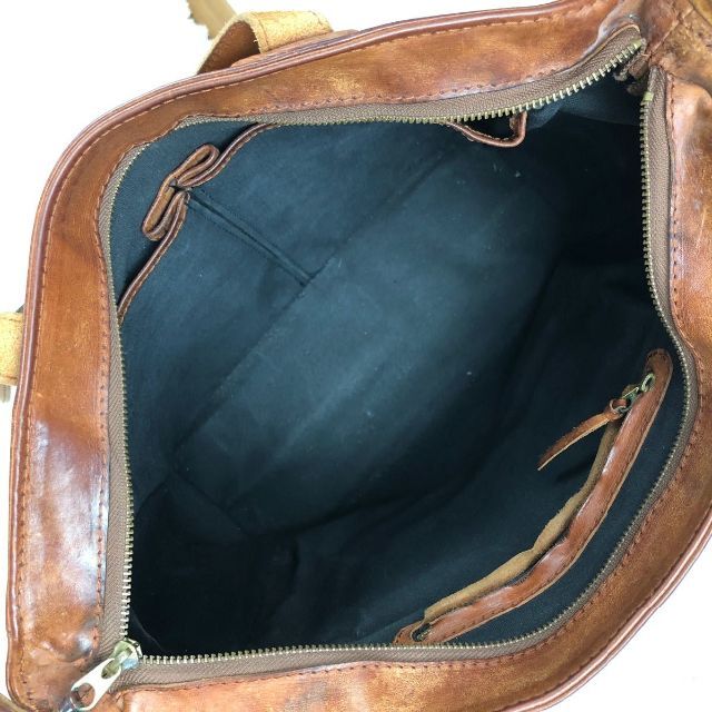 IL BISONTE(イルビゾンテ)のRyu トートバッグ 編み込みポケット 本革レザー イタリア製 レディースのバッグ(トートバッグ)の商品写真