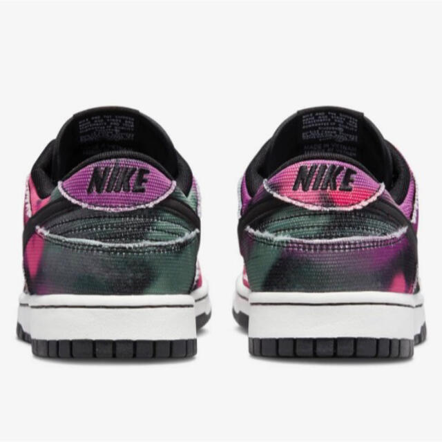 NIKE(ナイキ)のNike Dunk Low Graffiti Pink/Black 【29cm】 メンズの靴/シューズ(スニーカー)の商品写真