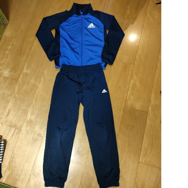 adidas(アディダス)のジャージ上下セット　アディダス キッズ/ベビー/マタニティのキッズ服男の子用(90cm~)(その他)の商品写真