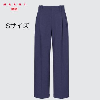 ユニクロ(UNIQLO)のUNIQLO  マルニ　ワイドフィットタックパンツ　S(スラックス)