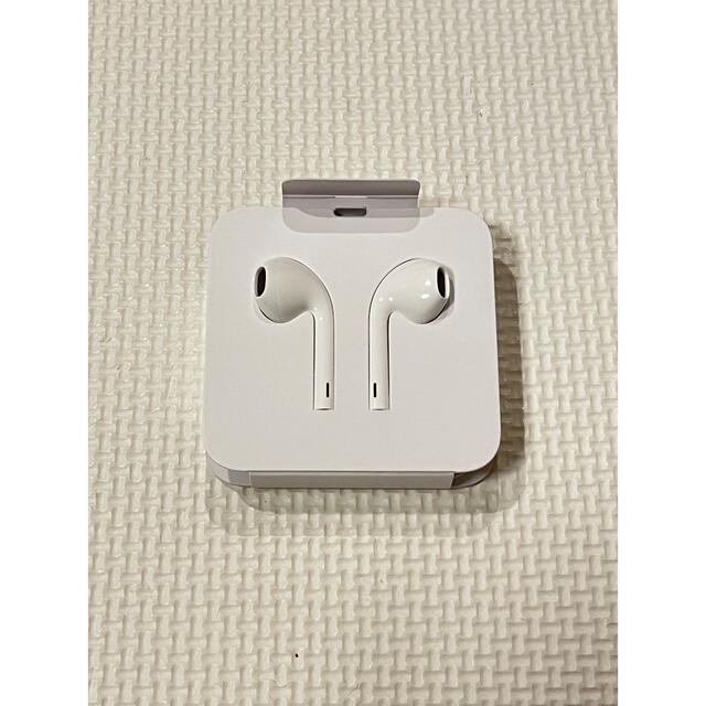 iPhone(アイフォーン)の【新品】iPhone イヤホン スマホ/家電/カメラのオーディオ機器(ヘッドフォン/イヤフォン)の商品写真