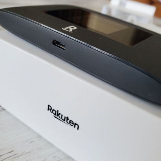 楽天モバイルルーター Rakuten WiFi Pocket 2B(PC周辺機器)