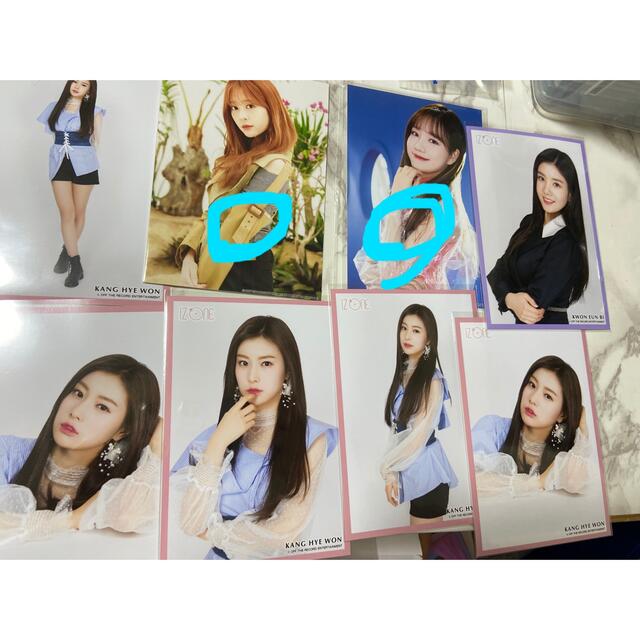 IZ*ONE(アイズワン)のIZ*ONE 生写真 エンタメ/ホビーのタレントグッズ(アイドルグッズ)の商品写真