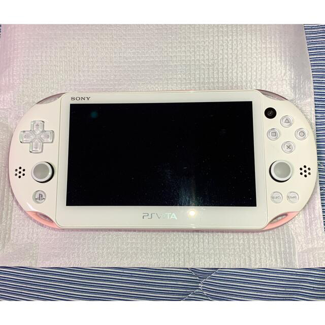 PlayStation Vita(プレイステーションヴィータ)のSONY PlayStationVITA 本体  PCH-2000 即購入⭕️ エンタメ/ホビーのゲームソフト/ゲーム機本体(携帯用ゲーム機本体)の商品写真