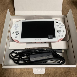 プレイステーションヴィータ(PlayStation Vita)のSONY PlayStationVITA 本体  PCH-2000 即購入⭕️(携帯用ゲーム機本体)